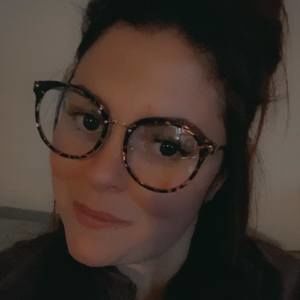 Meet your Posher, Cynthia